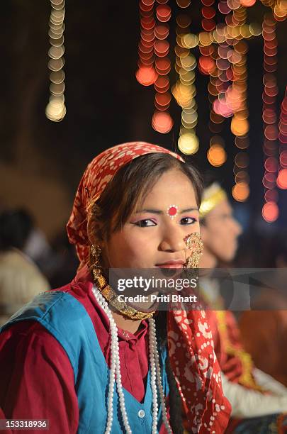 folk dancer - priti bhatt stock-fotos und bilder