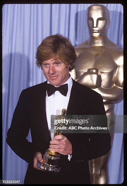 Backstage Coverage - Airdate: March 31, 1981. ROBERT REDFORD WITH BEST DIRECTOR OSCAR FOR 'ORDINARY PEOPLE'
