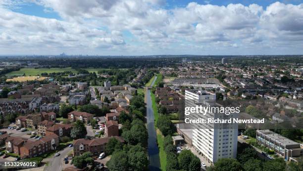 new river - enfield stock pictures, royalty-free photos & images