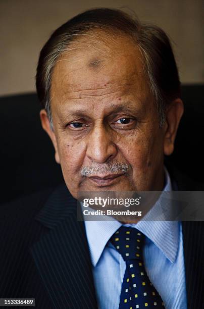 Ceo Of Javascript 20 Js Bank Ltd Stock Photos, High-Res Pictures, and Images - Getty Images