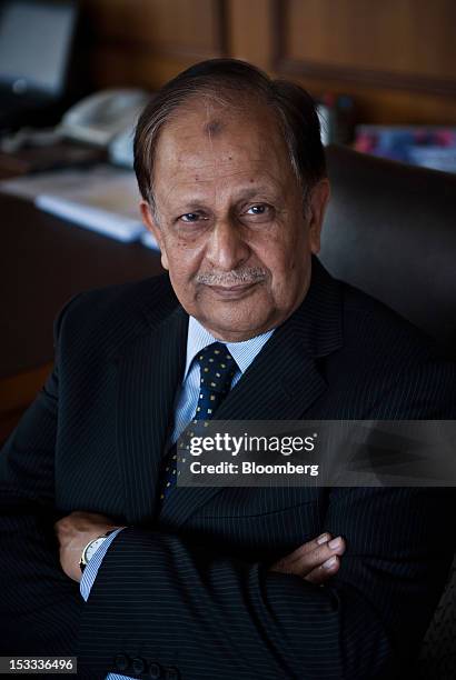 Ceo Of Javascript Js Bank Ltd Photos and Premium High Res Pictures - Getty Images