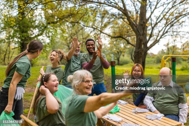 Collecting Bench 143 Recycled Plastic Park Bench Stock Photos, High-Res Pictures, and ...