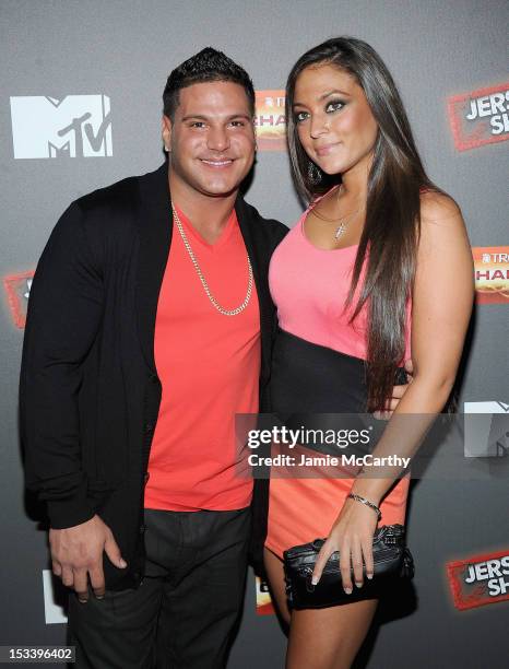 Ronnie Ortiz-Magro and Sammi "Sweetheart" Giancola attend the "Jersey Shore" Final Season Premiere at Bagatelle on October 4, 2012 in New York City.