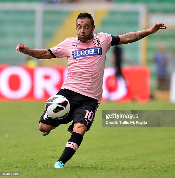 Fabrizio Miccoli of Palermo in action during the Serie A match between US Citta di Palermo and AC Chievo Verona at Stadio Renzo Barbera on September...