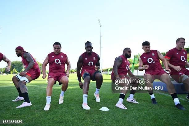 The England forwards run a shuttle during a training session at Payanini Center on July 11, 2023 in Verona, Italy.