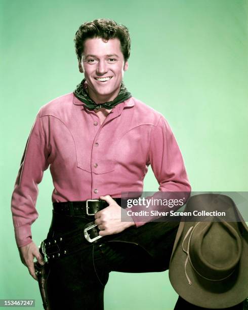 Gordon Rae 190 Gordon Mac Rae Stock Photos, High-Res Pictures, and Images - Getty ...