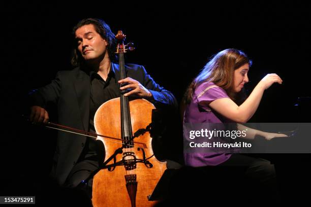 The pianist Simone Dinnerstein and the cellist Zuill Bailey performing Beethoven's Sonatas for Piano and Cello at Le Poisson Rouge on Thursday night,...