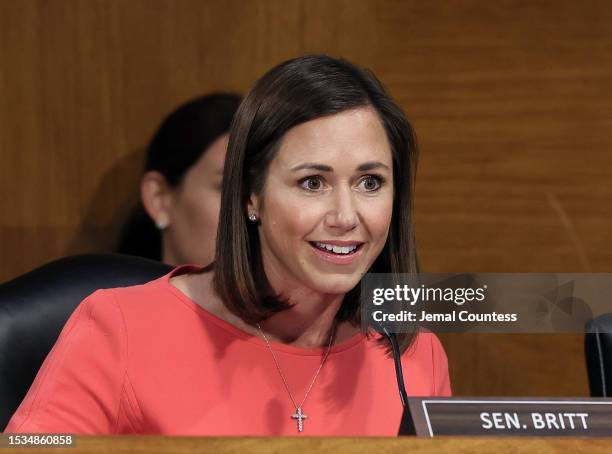 418 Katie Britt Photos & High Res Pictures - Getty Images