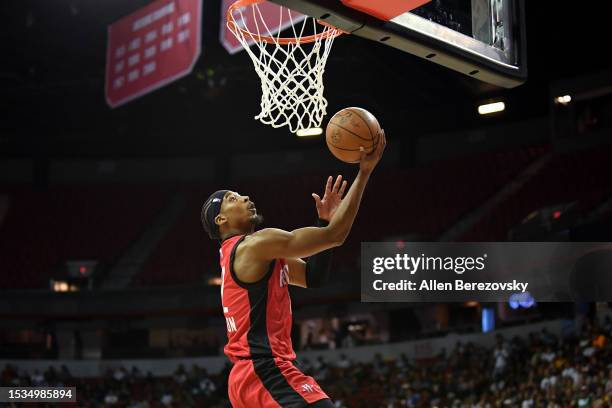 Nate Hinton of the Houston Rockets shoots a layup against the Oklahoma City Thunder at the Thomas & Mack Center on July 11, 2023 in Las Vegas,...