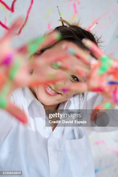 Hand Mess 1,684 Messy Hands Drawing Stock Photos, High-Res Pictures, and Images ...