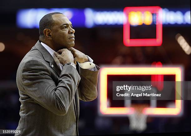 Head coach Lionel Hollins of the Memphis Grizzlis looks on during the Euroleague American Tour 12 game against Real Madrid at FedExForum on October...