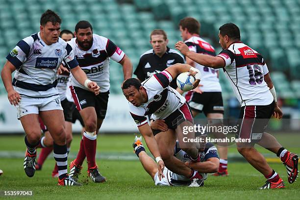 Codey Rei of North Harbour makes a break during the round 13 ITM Cup match between North Harbour and Auckland at North Harbour Stadium on October 7,...