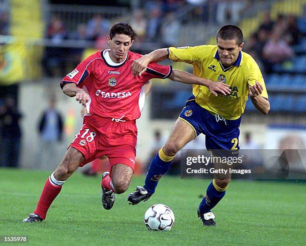 Victor of Deportivo La Coruna and Vergara Unai of Villarreal in action during the Primera Liga match between Villarreal and Deportivo La Coruna,...