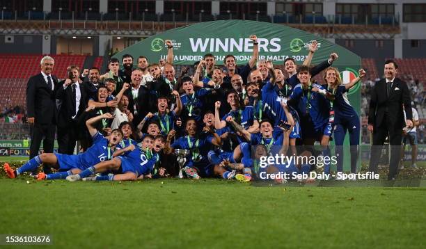 The Italy team celebrate after the UEFA European Under-19 Championship 2022/23 final match between Portugal and Italy at the National Stadium on July...