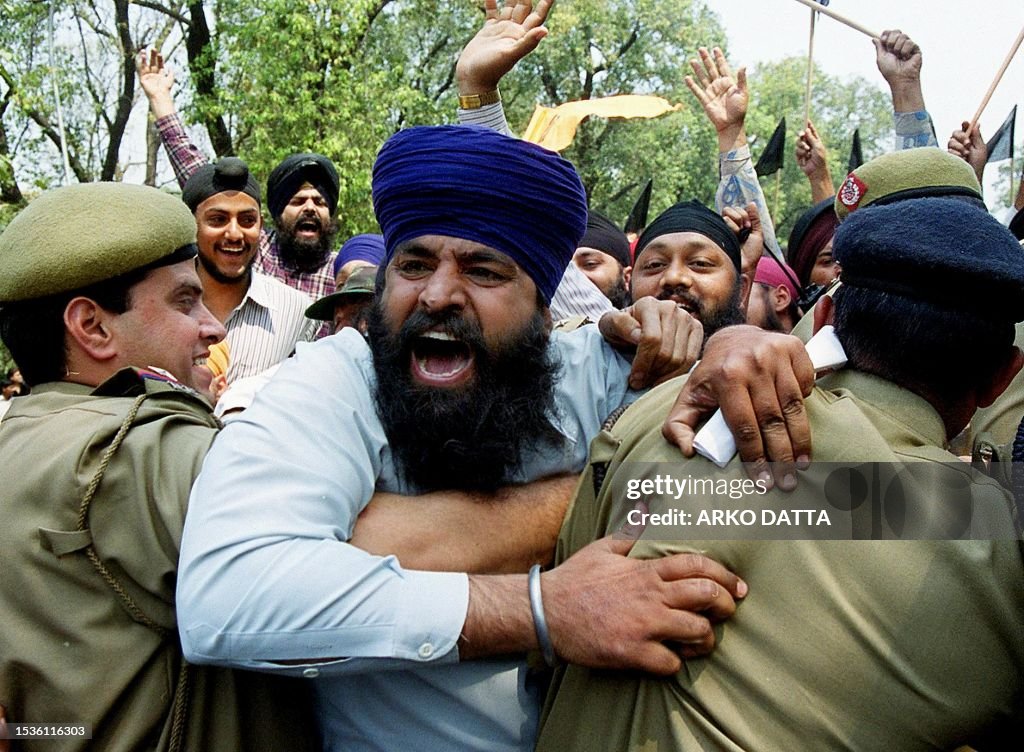 INDIA-SIKHS-DEMO