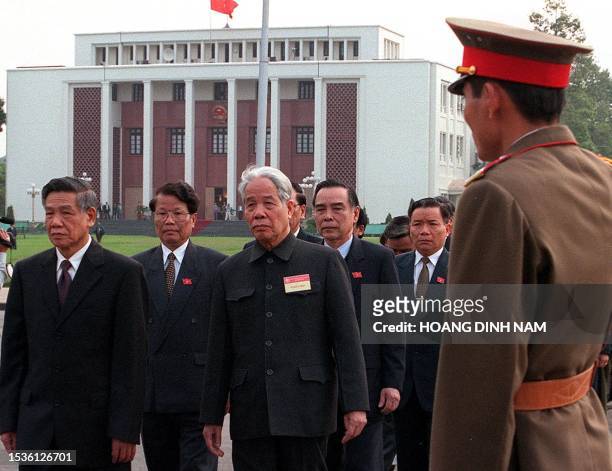 Vietnamese Communist Party Secretary General Le Kha Phieu , Vietnamese President Tran Duc Luong , Advisor to VCP's Central Committee, Do Muoi and...