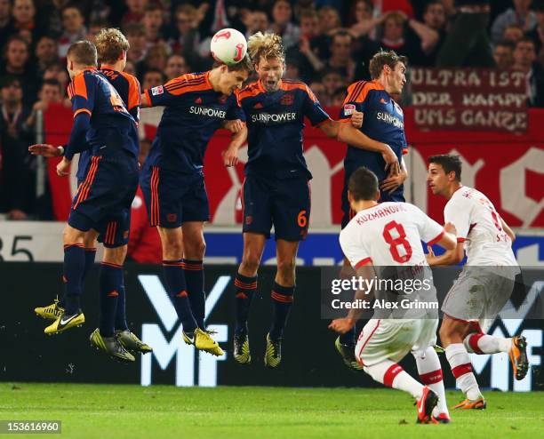 Zdravko Kuzmanovic of Stuttgart tries to score with a free-kick during the Bundesliga match between VfB Stuttgart and Bayer 04 Leverkusen at...