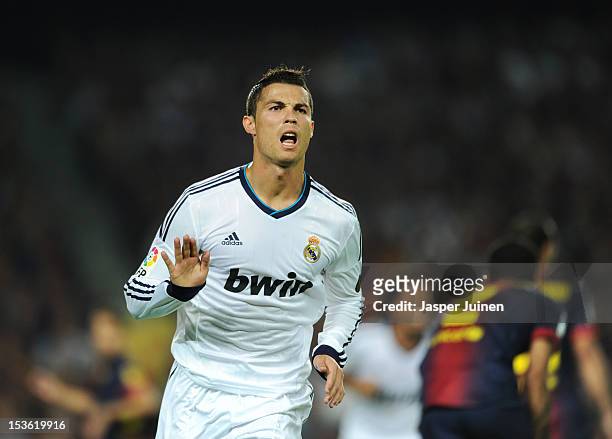 4,284 Cristiano Ronaldo Vs Barcelona Photos and Premium High Res Pictures -  Getty Images