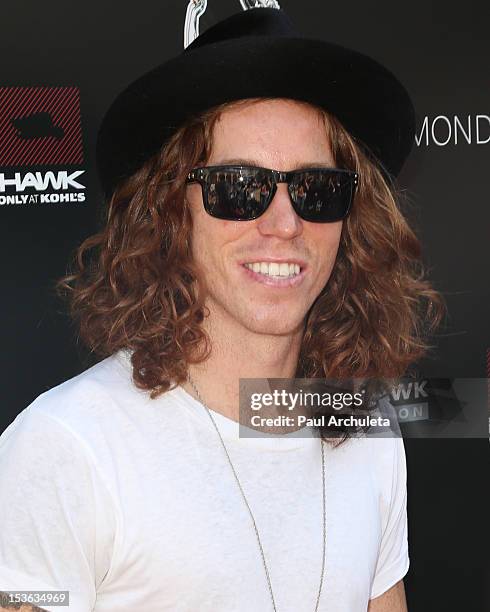 Pro Snowboarder Shaun White attends the 9th annual Stand Up For Skateparks benefit at Ron Burkle’s Green Acres Estate on October 7, 2012 in Beverly...