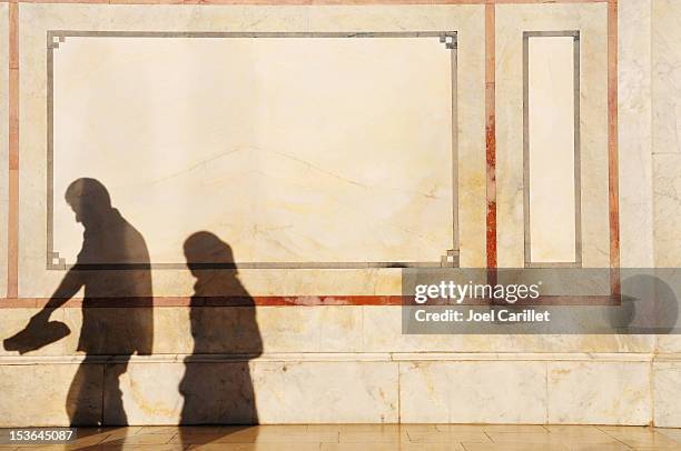 shadows in middle east (umayyad mosque in damascus, syria) - syria woman stock pictures, royalty-free photos & images