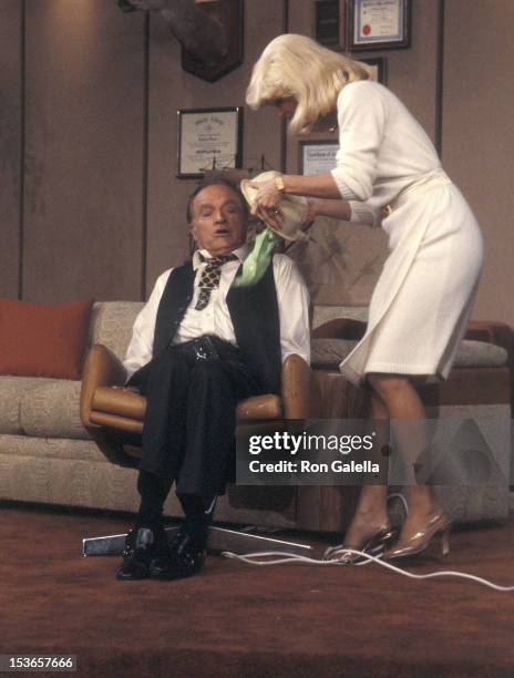 Gulameri Body Hpe 160 Bob Hope Spring Fling Of Glamour Special Stock Photos, High-Res ...