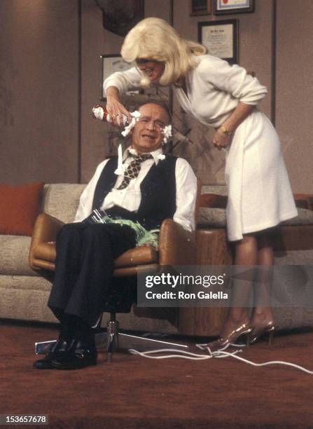 Gulameri Body Hpe 160 Bob Hope Spring Fling Of Glamour Special Stock Photos, High-Res ...
