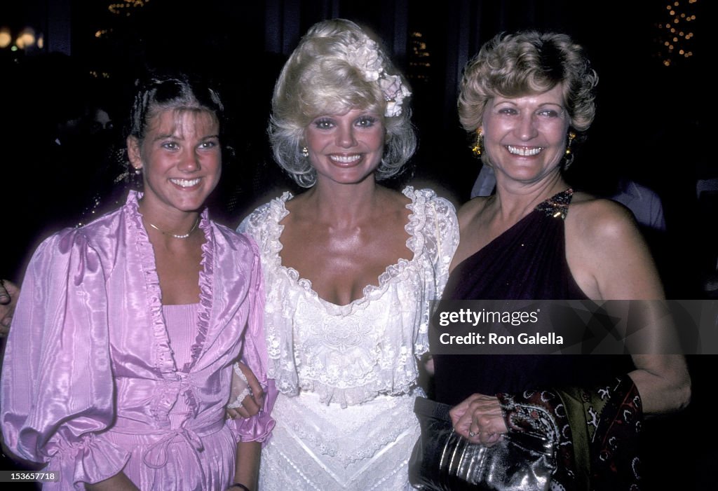 Actress Loni Anderson, daughter Deidra Hasselberg and mother Maxine... News Photo Getty Images
