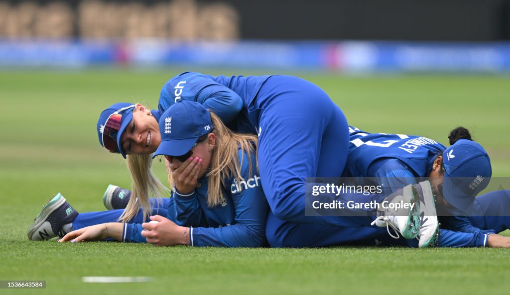 England v Australia - Women's Ashes: 1st We Got Game ODI