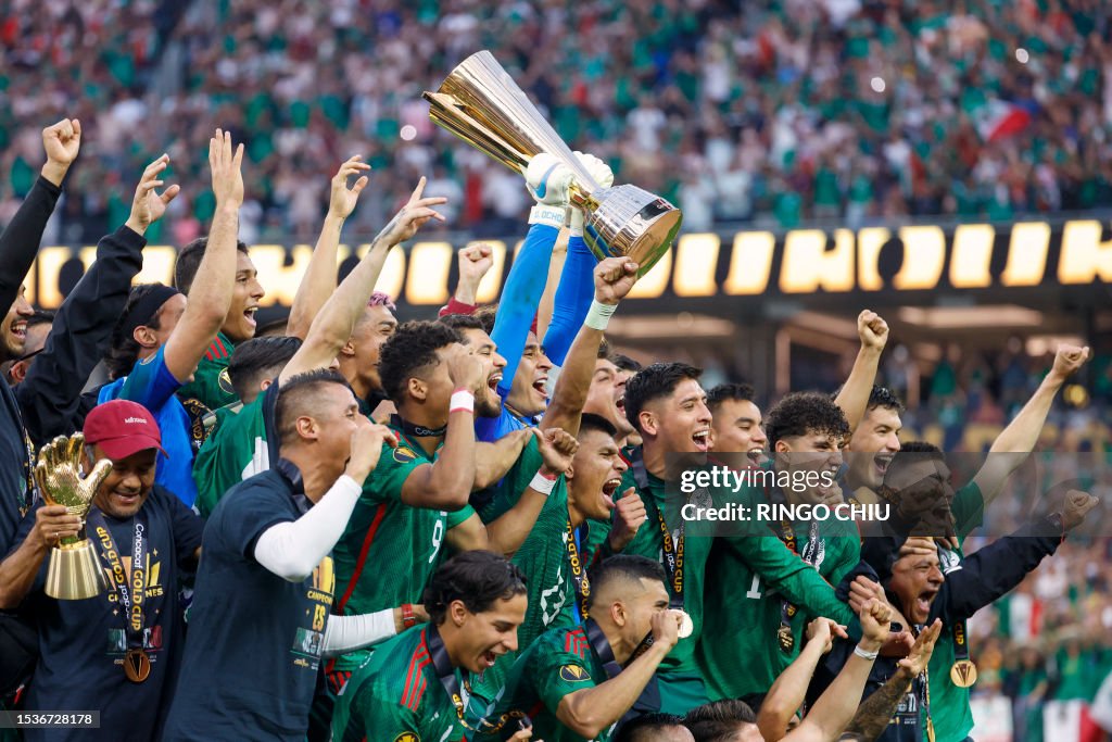FBL-CONCACAF-GOLD-MATCH40-MEX-PAN