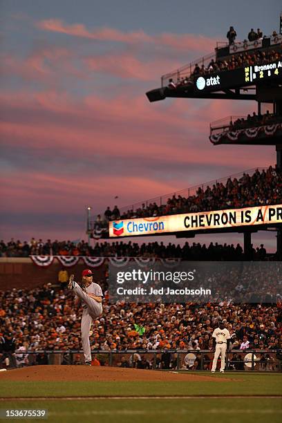 Bronson Arroyo of the Cincinnati Reds pitches during Game 2 of the NLDS against the San Francisco Giants at AT&T Park on Sunday, October 7, 2012 in...