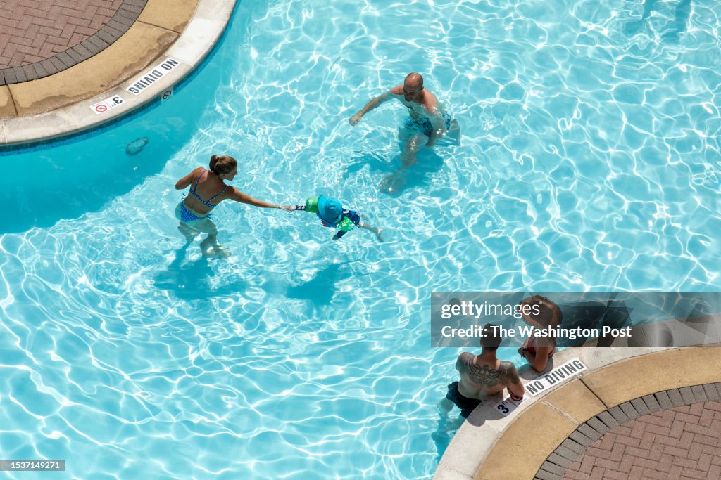 Pools and splashpads