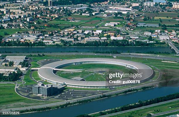 synchrotron of grenoble - grenoble stockfoto's en -beelden