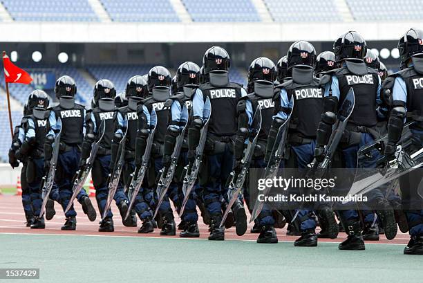 Japanese Riot Control 31 Kanagawa Police Security Drills Stock Photos, High-Res Pictures, and ...