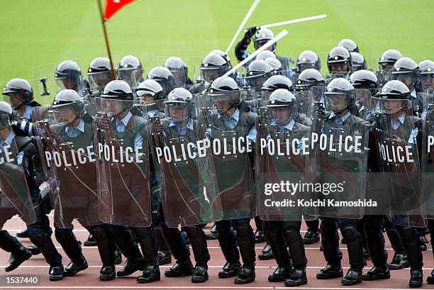 Japanese Riot Control 32 Kanagawa Police Security Drills Stock Photos, High-Res Pictures, and ...