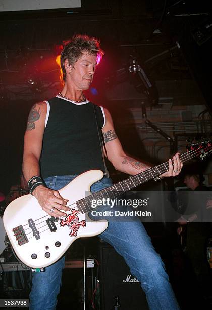Bassist Duff McKagan performs during the Randy Castillo All Star Benefit at The Key Club April 29, 2002 in West Hollywood, CA.
