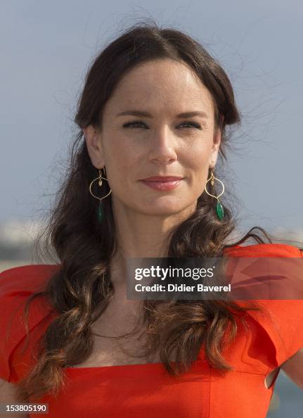 Sarah Wayne Callies poses during the "The Walking Dead" Photocall at