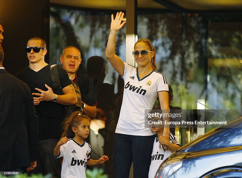 Jennifer Lopez and Family Sighting In Madrid - October 07, 2012