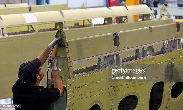 Wing Box Rods Wingbox Photos and Premium High Res Pictures - Getty Images