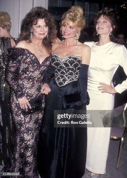 Actress Ann Wedgeworth, actress Loni Anderson and actress Marilu Henner attend the Friars Club of California's 14th Annual Lifetime Achievement Award...