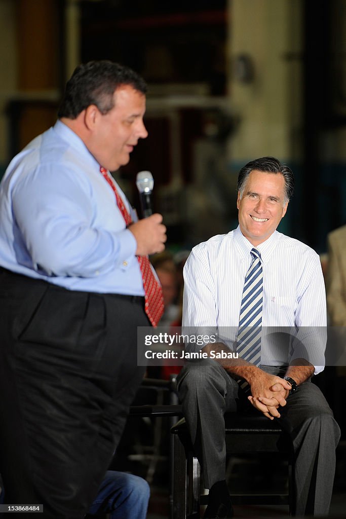 Romney Campaigns With NJ Gov. Chris Christie In Ohio