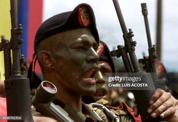 Soldier of the Anti-Narcotic Battilion of Colombia during a ceremony at the military base in Larandia, Colombia, 24 May 2001. Un soldado del Batallon...