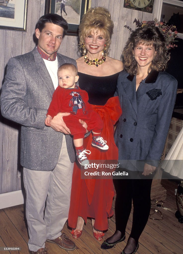 Actress Loni Anderson, daughter Deidra Hoffman and husband Charles... News Photo Getty Images