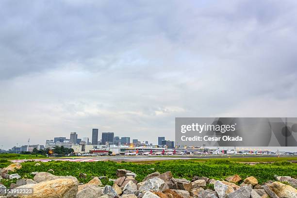 rio de janeiro, o centro da cidade e o aeroporto - high dynamic range imaging - fotografias e filmes do acervo