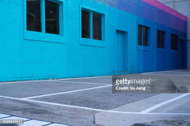 gradient wall - melbourne art stock pictures, royalty-free photos & images