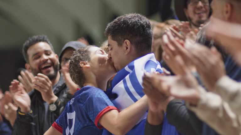 Motion Bf Boyfriend And Girlfriend Kiss Videos and HD Footage - Getty Images