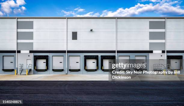loading docks - loading dock stock pictures, royalty-free photos & images