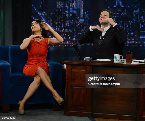 Salma Hayek Jimmy Fallon Photos and Premium High Res Pictures - Getty