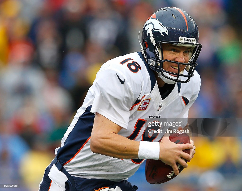 Denver Broncos v New England Patriots