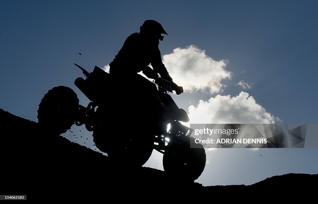MOTO-ENG-WESTON-BEACH-RACE