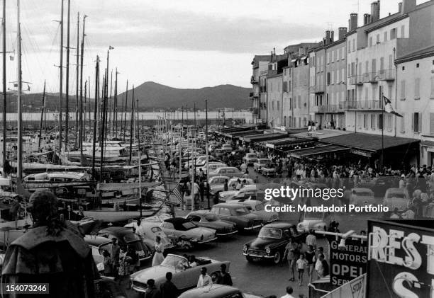 2 078 St Tropez In The 1960s Stock Photos High Res Pictures And 2-078-st-tropez-in-the-1960s-stock-photos-high-res-pictures-and
